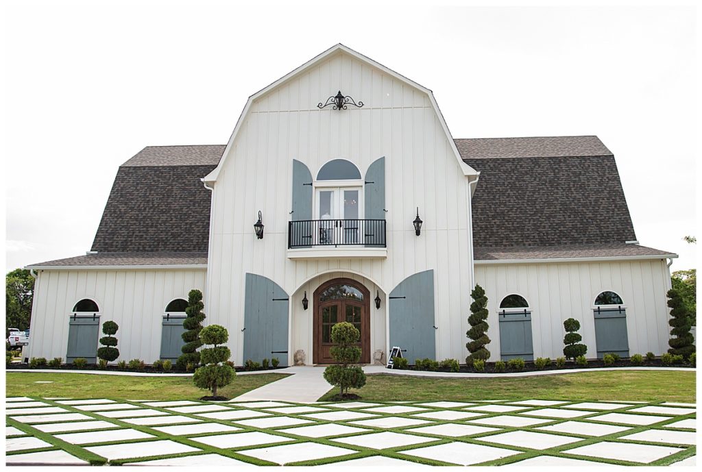 The French Farmhouse Wedding Venue in Collinsville, TX