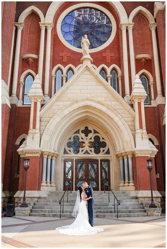 Exterior photos of bride and groom at cathedral Guadalupe