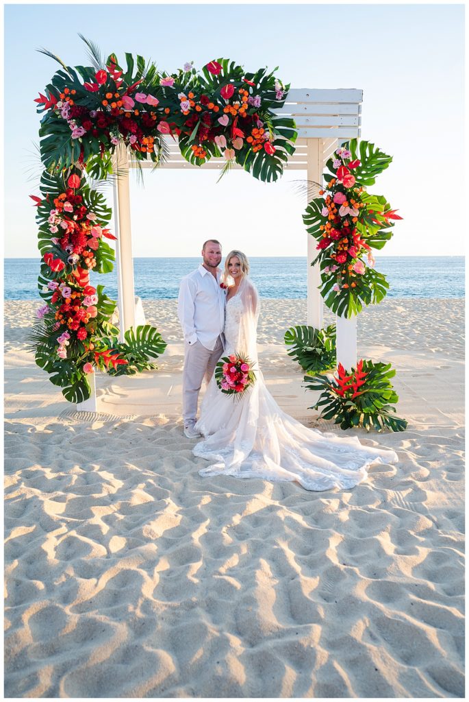 Bride and Groom wedding photos on the beach 